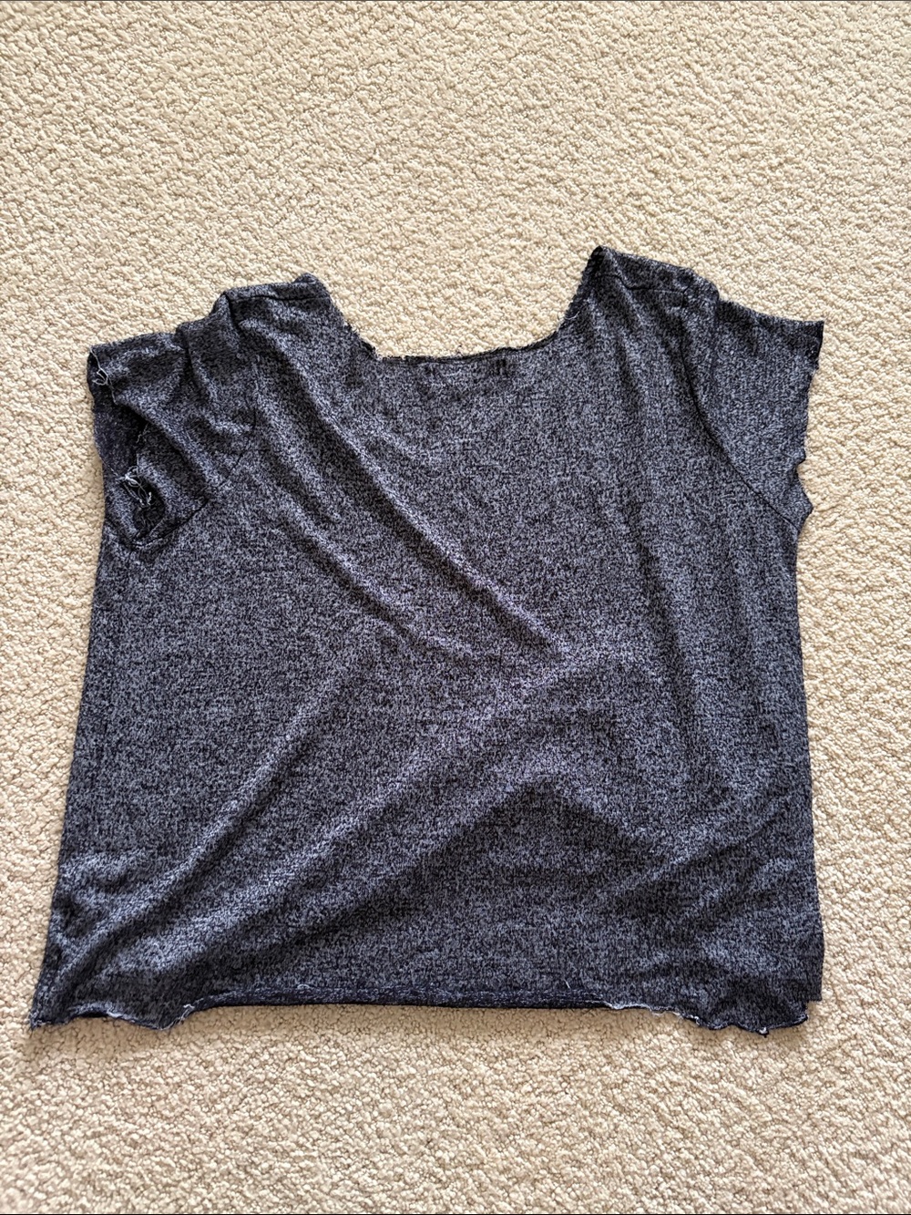 Urban Outfitters Soft V-Neck Tee - Picture 2 of 2